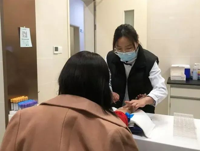 沈阳孕期胎儿亲子鉴定办理要求，产前可确认亲生关系？安全采样？插图1