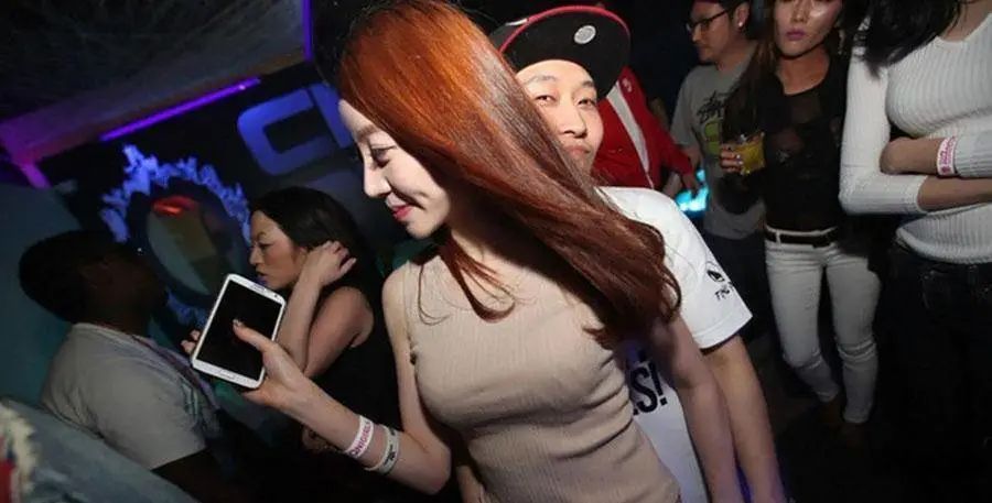 老婆是因为漂亮的原因人缘很好，结婚不久就怀孕了，亲子鉴定结果插图1