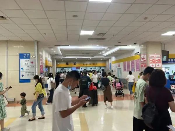 上海儿童发热猛增，这个“元凶”今年达到高峰！打了疫苗也没用？插图